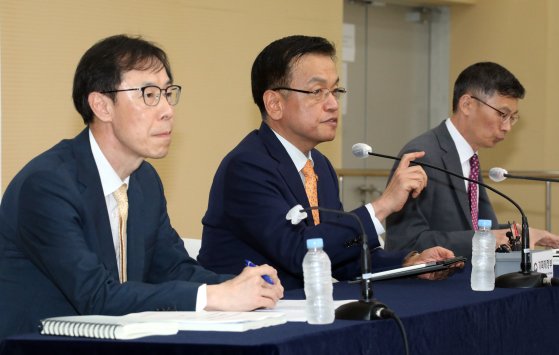 1ffb94f6 a0f0 42d1 8bcb fd8645f4592e